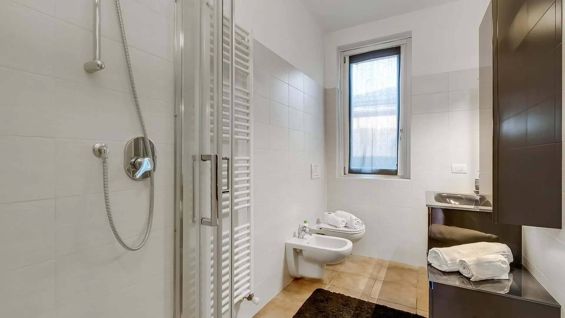 Apartment Residence Due Laghi - Happy Rentals Ispra